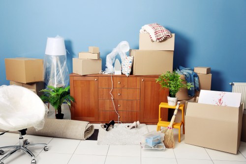 Affordable man with van Bayswater service for flexible city relocation